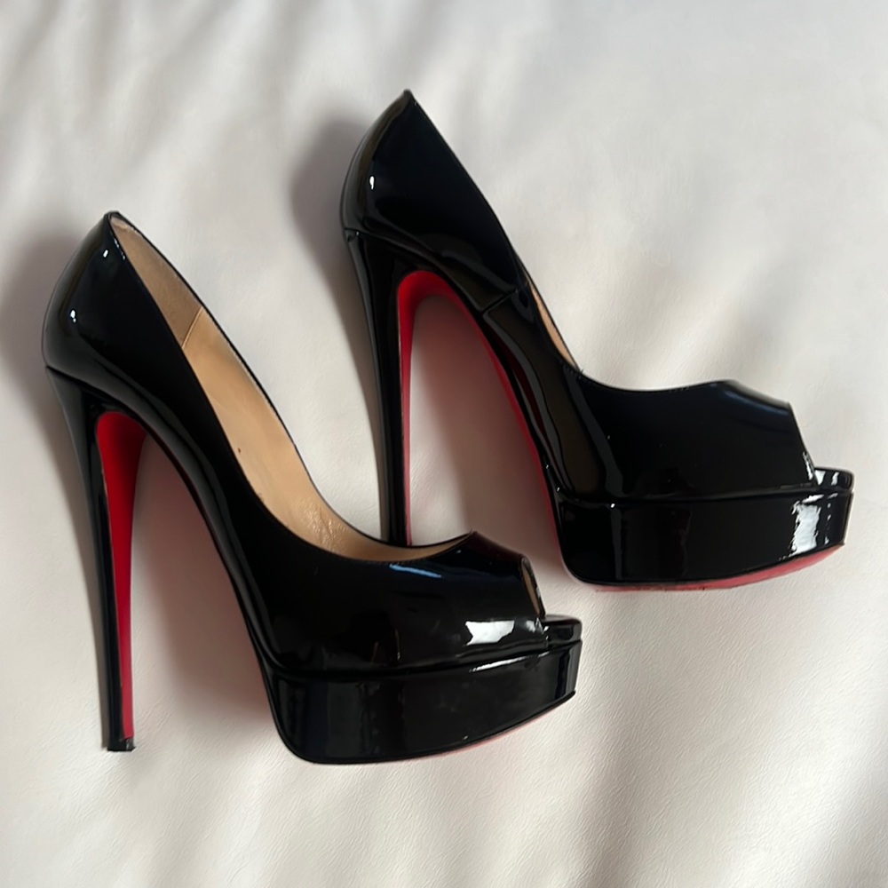 Louboutins 37.5